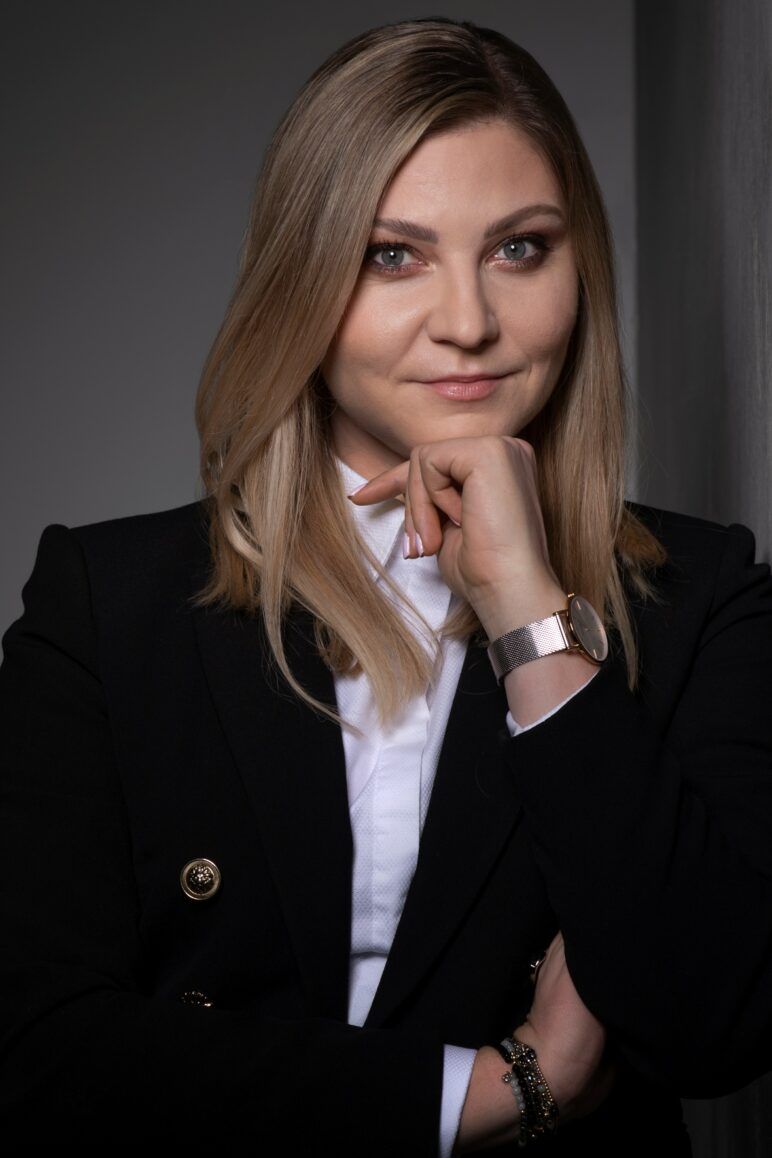 Karolina Krzal-Kwiatkowska